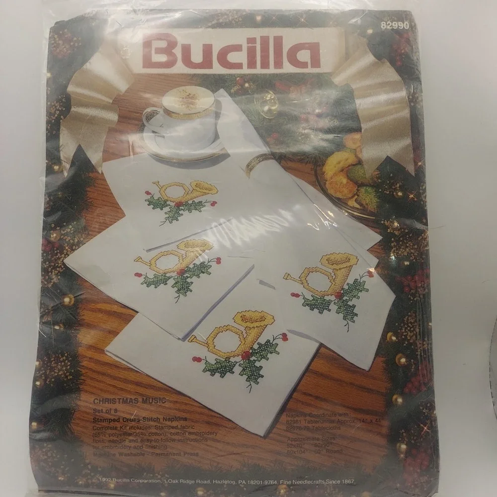 Bucilla Christmas Music Stamped Cross Stitch Napkins‎ Set of 8 Vintage 1992